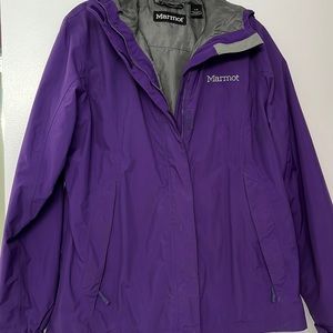 Marmot raincoat size large